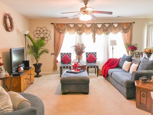 Foto del edificio - 320 Connor Ct