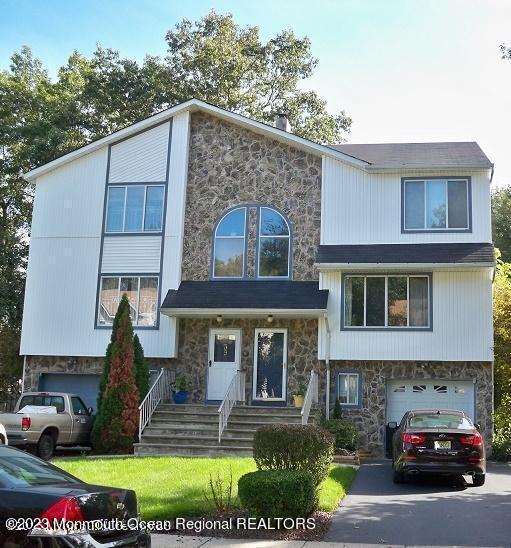 37 Lone Star Ln, Manalapan Township, NJ 07726 Condo for Rent in Manalapan Township, NJ