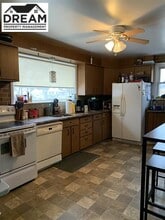 Building Photo - 297 Elsfield Crescent