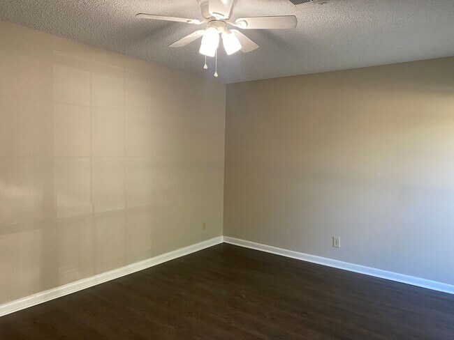 Foto del edificio - Dreamy 3 bedroom !