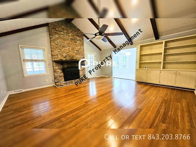 Building Photo - Beautifully Updated Rancher in Summerville...