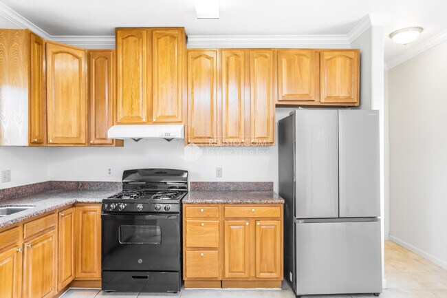 Foto del edificio - 3243 Davis St