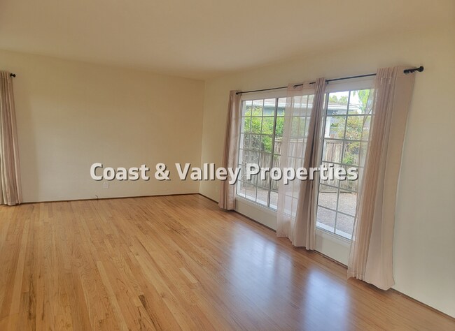 Building Photo - Beautiful Home in South Salinas!