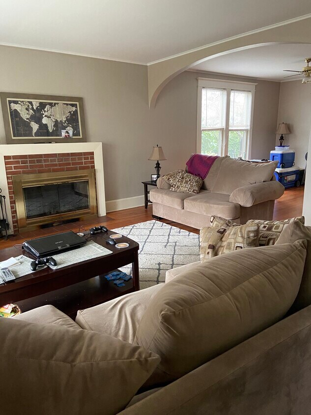 1710 Colby Ave Unit A, Everett, WA 98201 Apartments in Everett, WA