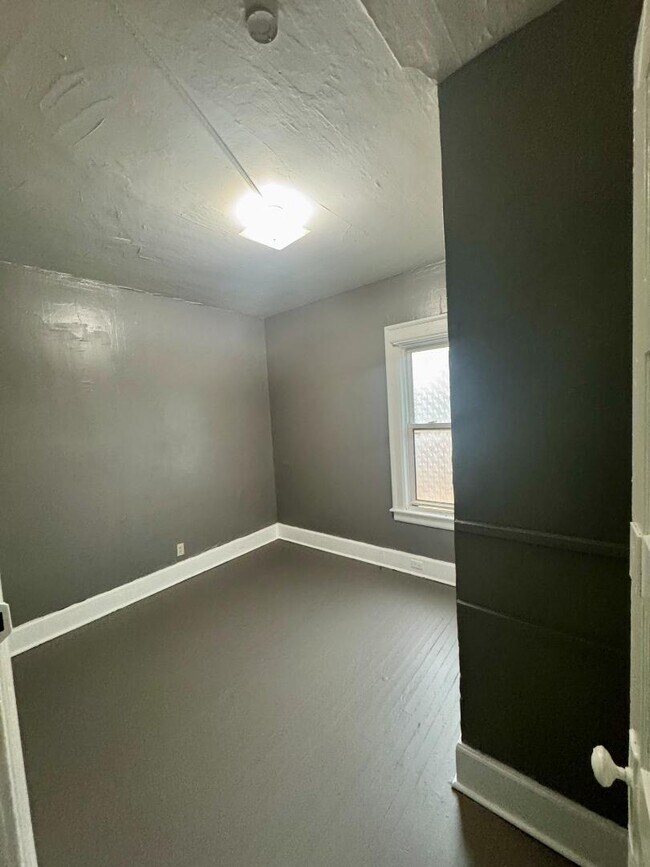 Foto del edificio - 153 Fernwood Ave