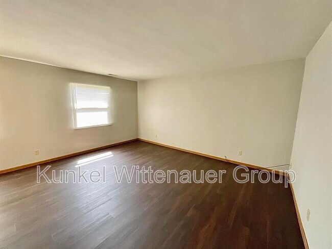 Foto del edificio - 1811 Jamestown Rd
