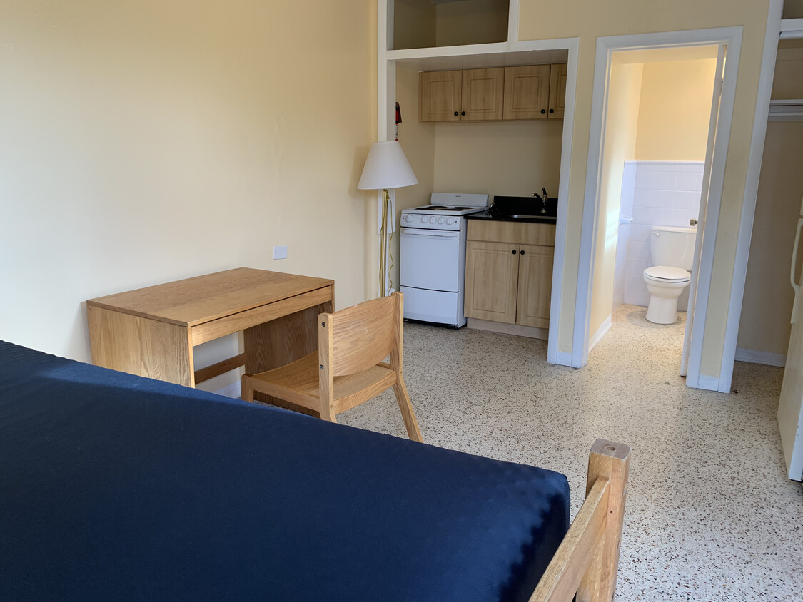 Foto principal - 1605 NE 126 Street