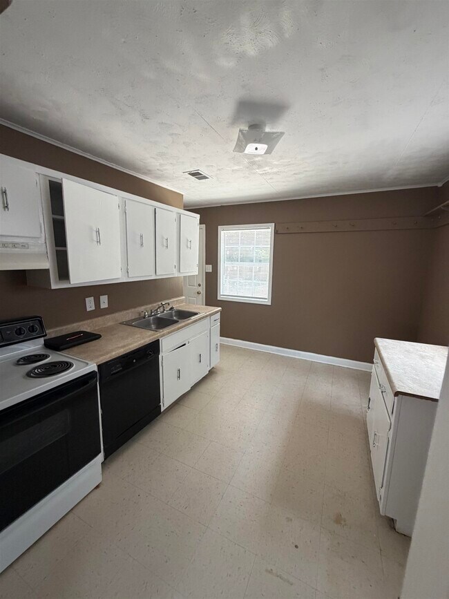 Foto del edificio - 4886 Saratoga Rd
