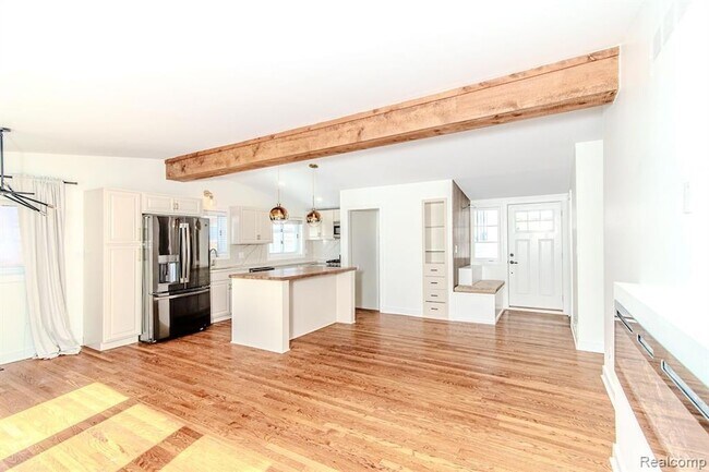 Foto del edificio - 811 Norwich Dr