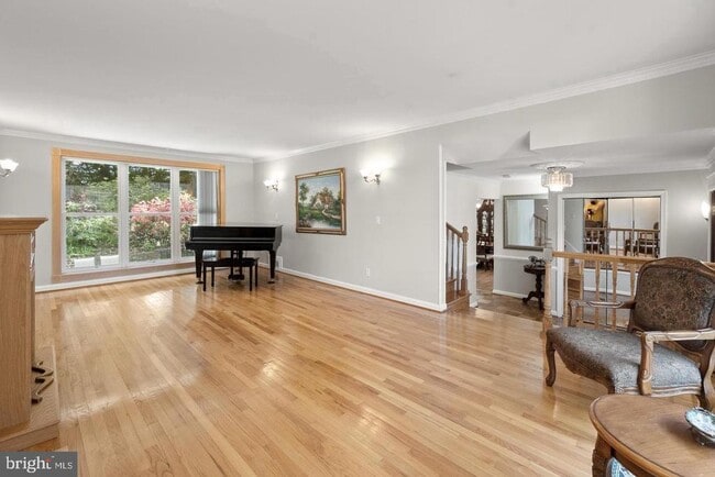 Foto del edificio - 6306 Maiden Ln