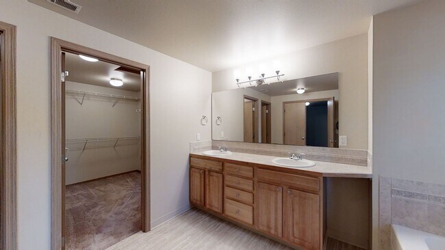 Building Photo - Clean Home with Lots of space ready to be your Home!
