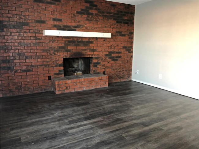 Foto del edificio - 1405 SW D St