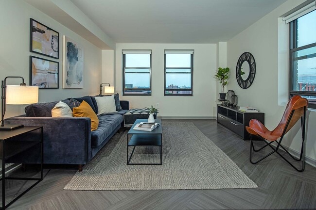 Building Photo - Eddystone