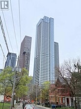 Building Photo - 609 Sherbourne St