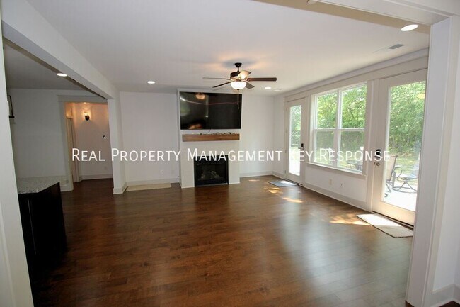 Foto del edificio - 2948 Cherrybark Ct
