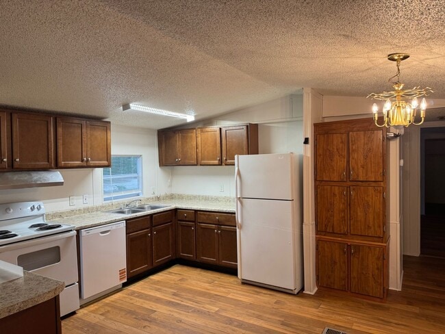 Photo - Mobile Home For Rent in Crawfordville