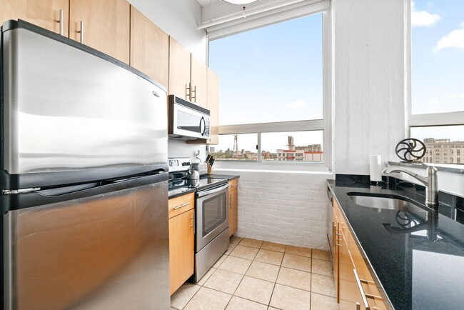 Building Photo - The Lofts at 509 Vine
