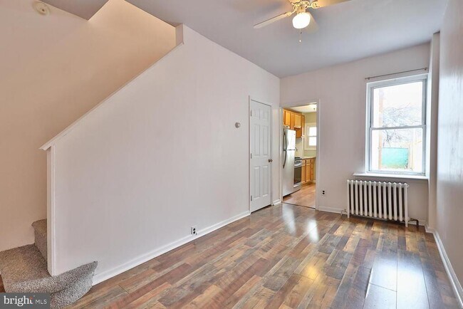 Foto del edificio - 3015 Salmon St