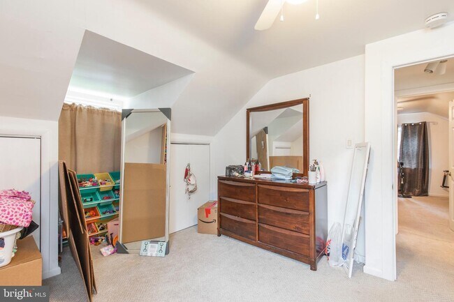 Building Photo - 451 Wayne Ave