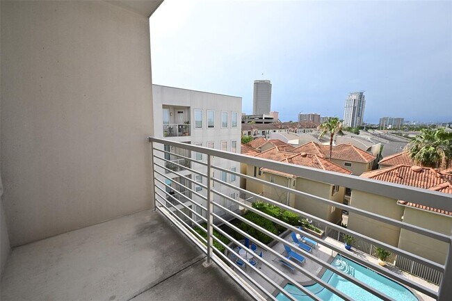 Foto del edificio - 505 Jackson Hill St
