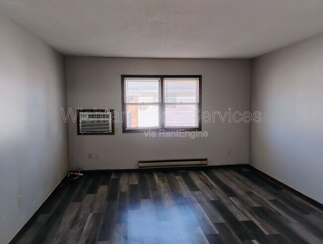 Foto del edificio - 223 S F St