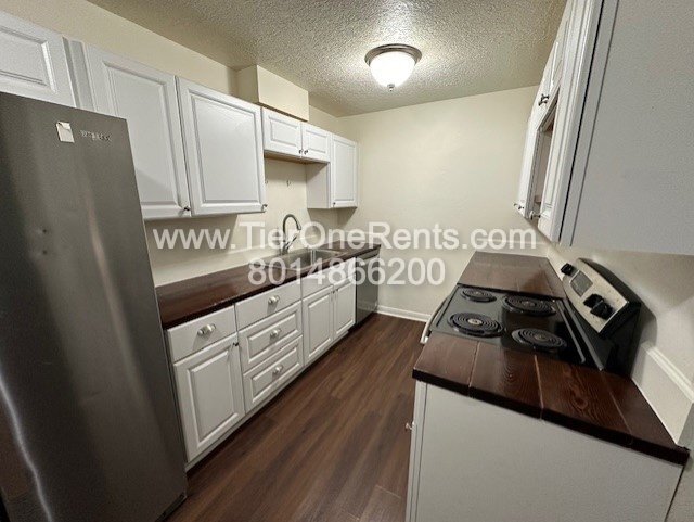 Primary Photo - This property offers a NO DEPOSIT option a...