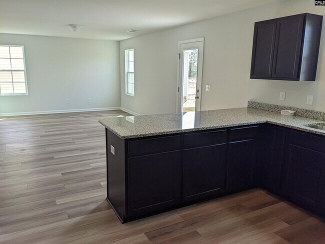 Foto del edificio - 298 Windfall Rd