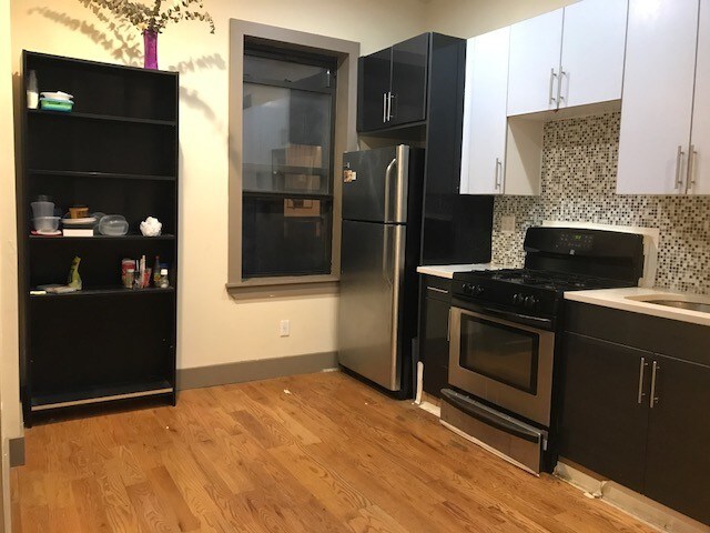 Plano de planta - 705 St Marks Ave