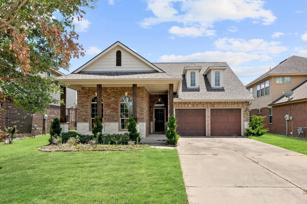 Foto principal - 18339 Red Oak Manor Ln