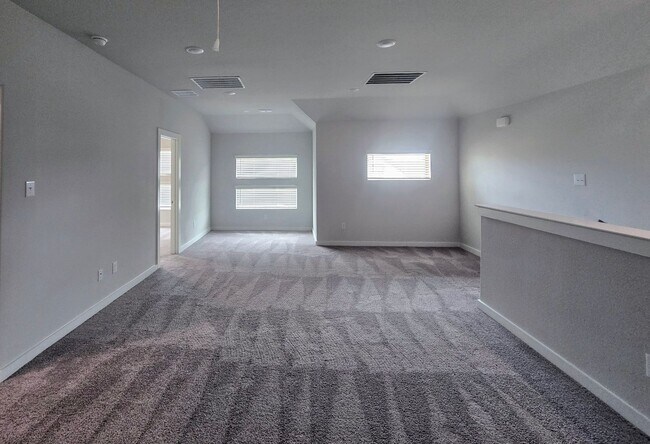 Foto del edificio - 4812 Grandiose Dr
