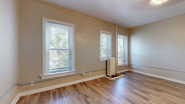 Building Photo - Boutique Apartments