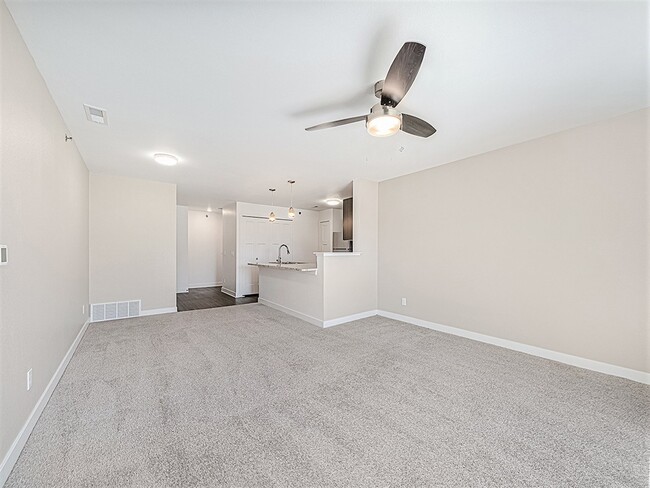 Building Photo - Trade Winds Apartment Homes