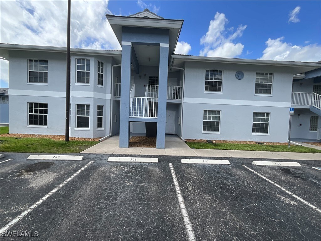 Foto principal - 8358 Bernwood Cove Loop