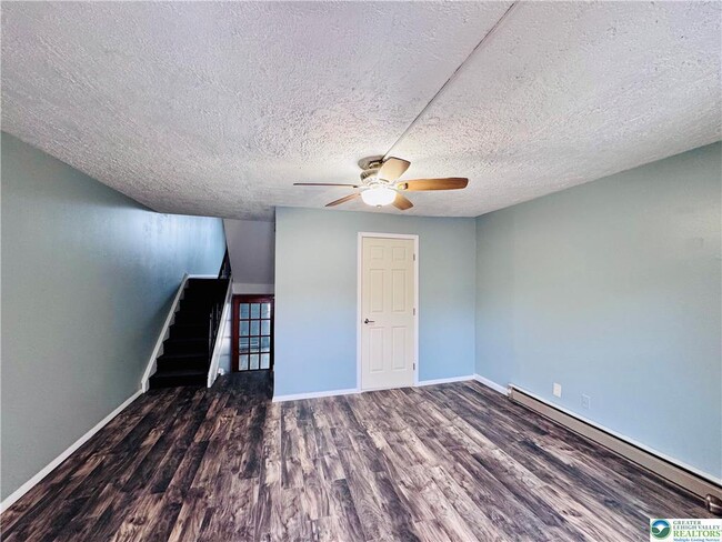 Foto del edificio - 402 S Bradford St