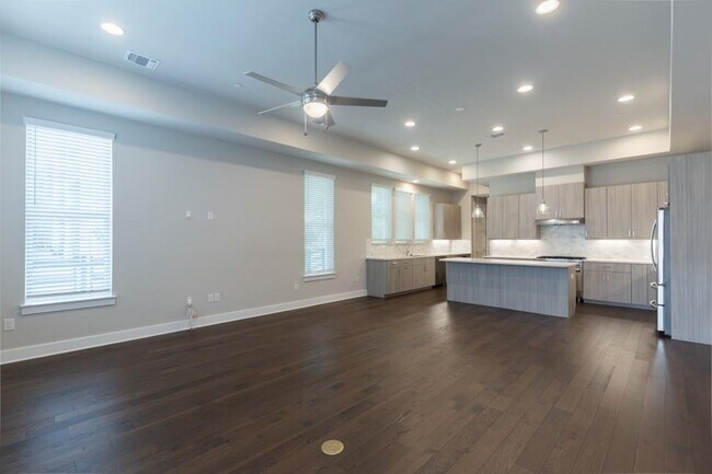 Foto del edificio - 3500 Harmon Ave