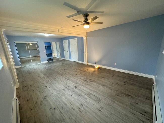 Building Photo - 5500 E Wolverine Ave