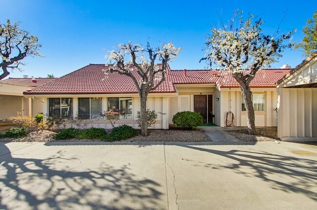 Building Photo - 17440 Plaza Cerado