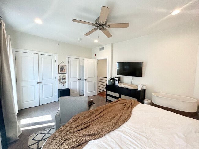 Foto del edificio - 2 Bedroom Apartment Located in Fairmount
