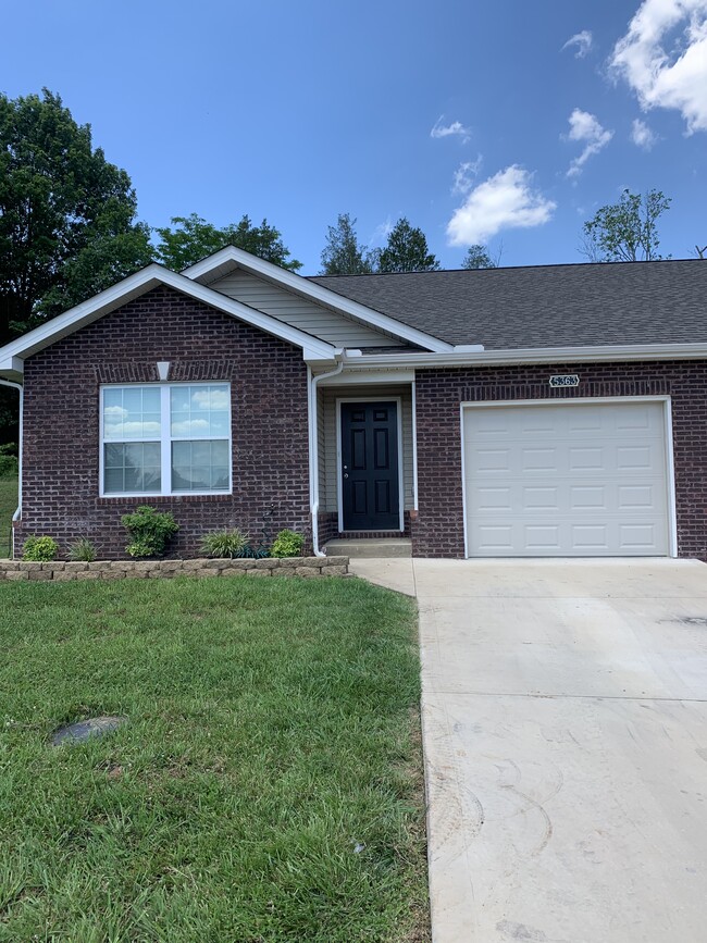 Building Photo - 5363 Dover Springs Way