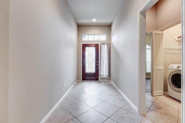 Building Photo - 25839 Riverside Creek Dr