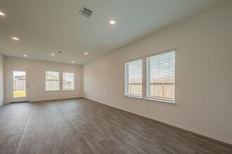 Building Photo - 5343 Pinecliff Grove Ct Building Photo - 5343 Pinecliff Grove Ct