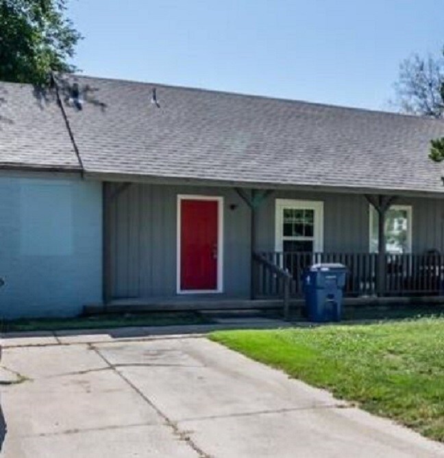 Foto principal - 504 S Osage St