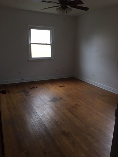 Building Photo - 2 Bedroom Rancher in Dunbar