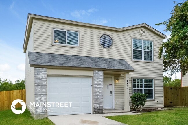 Foto del edificio - 4439 Misty Springs Dr