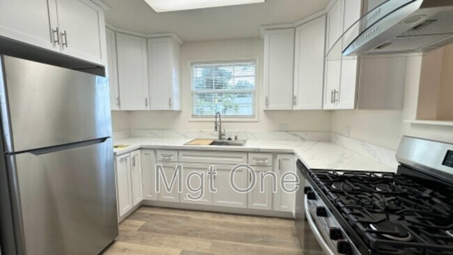 Foto del edificio - 6677 Mt Whitney Ave