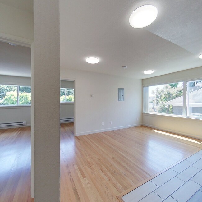 Foto del edificio - 2398 Parker St