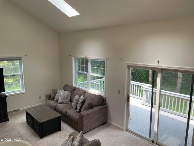 Foto del edificio - 7318 Vic Ct