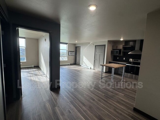 Foto del edificio - 226 E Greenfield Ln