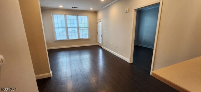 Building Photo - 2107 Ramapo Ct