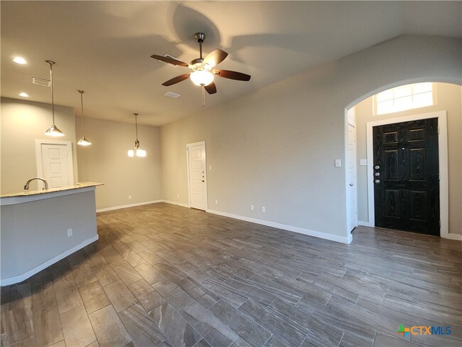 Foto del edificio - 1115 Creekside Orchard